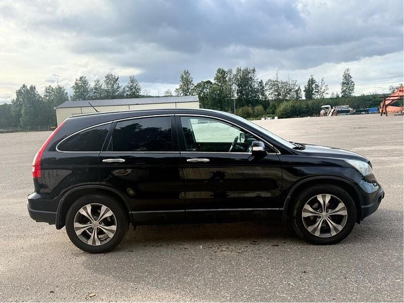 Svart Begagnad 2007 Honda CR-V SUV | 59 000 kr (Bra pris) - Bild 1/4
