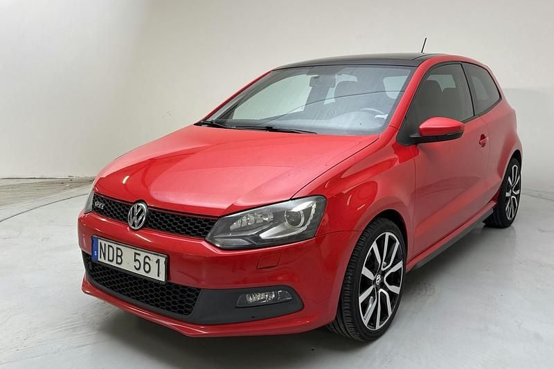 Röd Begagnad 2013 VW Polo GTI | 98 000 kr (Lite dyr) - Bild 1/4