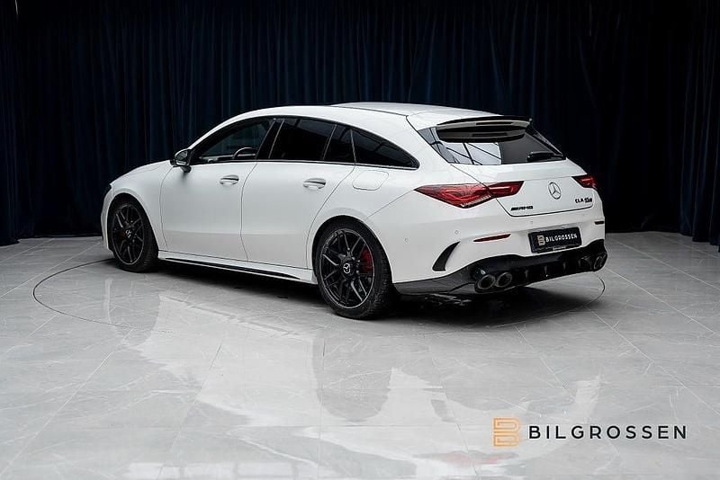 Begagnad Mercedes CLA45 AMG Exclusive 422 HK (310 kW) 2021 Vit Kombi