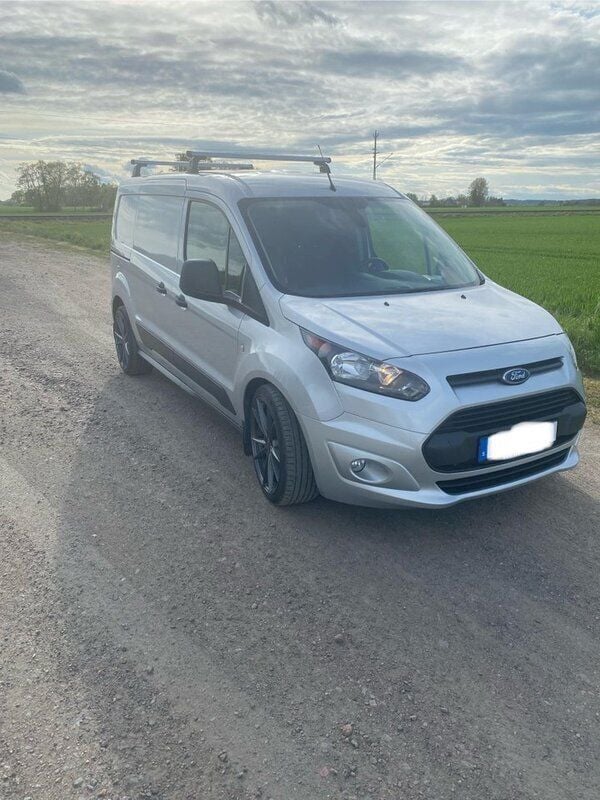 Grå Begagnad 2018 Ford Transit | 140 000 kr (Lite dyr) - Bild 1/4
