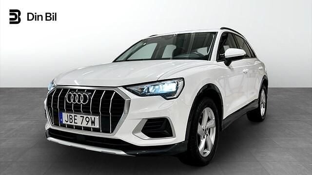 Ibisvit Begagnad 2022 Audi Q3 Advanced Plus SUV | 304 000 kr (Bra pris) - Bild 1/4