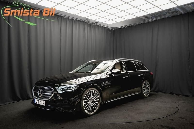 Svart Begagnad 2024 Mercedes E300 Premium Sedan | 619 800 kr - Bild 1/3