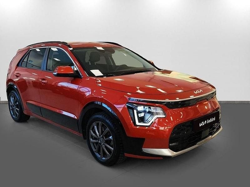 Begagnad Kia e-Niro Advance 150 kW (204 HK) 2022 Orange SUV