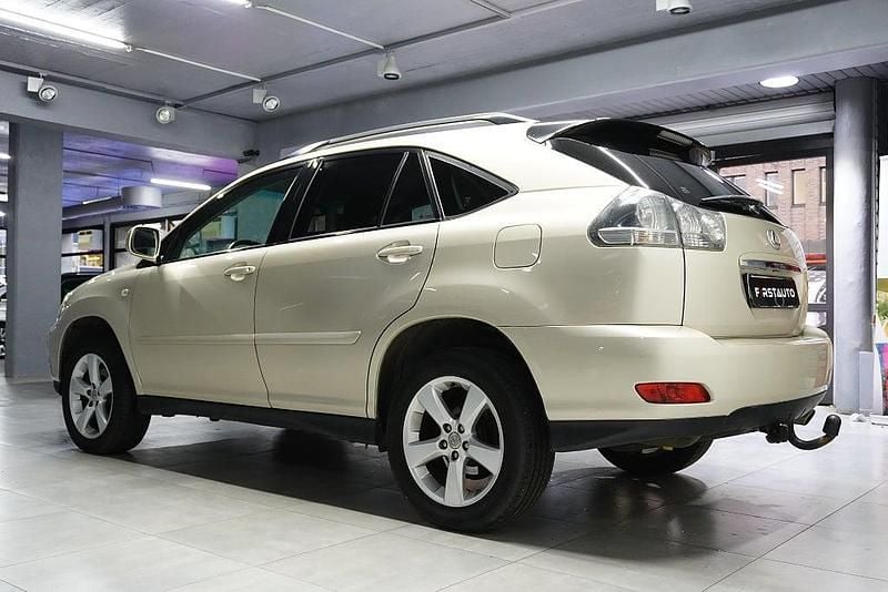 Begagnad Lexus RX300 204 HK (150 kW) 2004 Brun SUV