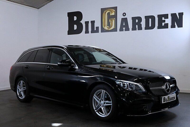 Svart Begagnad 2019 Mercedes C220 AMG line Kombi | 337 900 kr (Lite dyr) - Bild 1/4