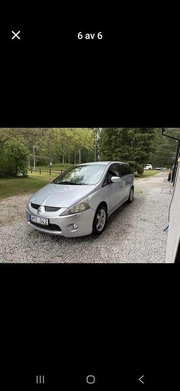 Silver Begagnad 2004 Mitsubishi Grandis Minibuss | 22 500 kr (Marknadspris) - Bild 1/4