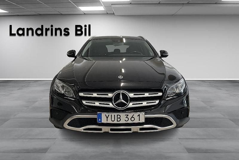 Begagnad Mercedes E220 All-Terrain 195 HK (143 kW) 2018 Svart Kombi
