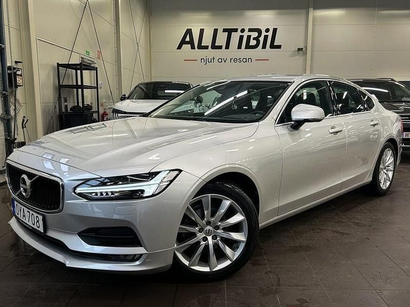 Begagnad Volvo S90 Business Edition 150 HK (110 kW) 2017 Silver Sedan