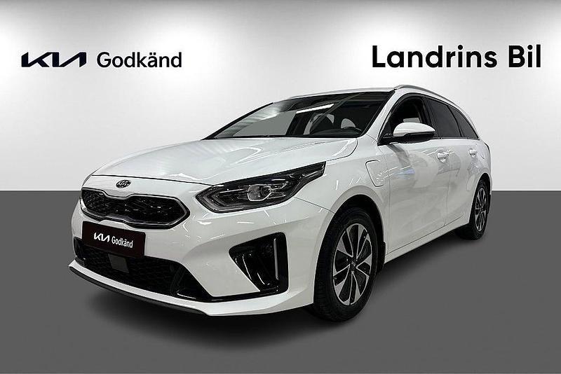 Vit Begagnad 2021 Kia Ceed Sportswagon Advance Kombi | 229 300 kr (Marknadspris) - Bild 1/4