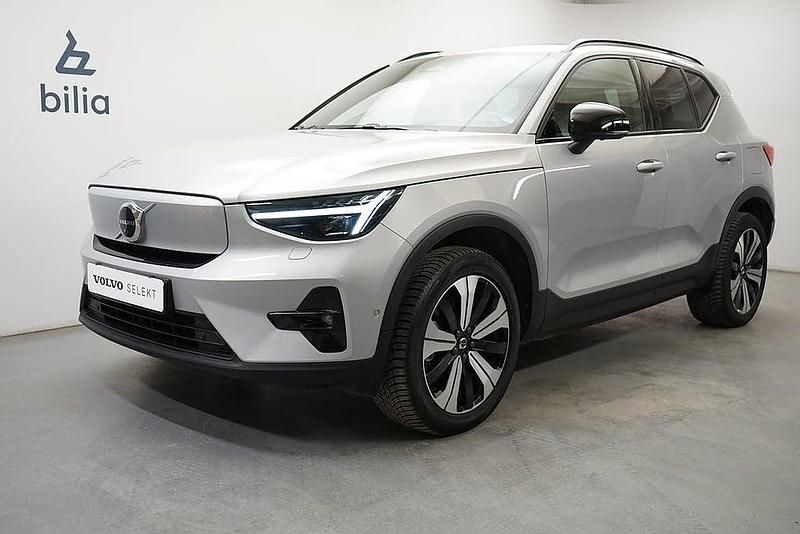 Silver Begagnad 2022 Volvo XC40 Ultimate SUV | 409 900 kr - Bild 1/4