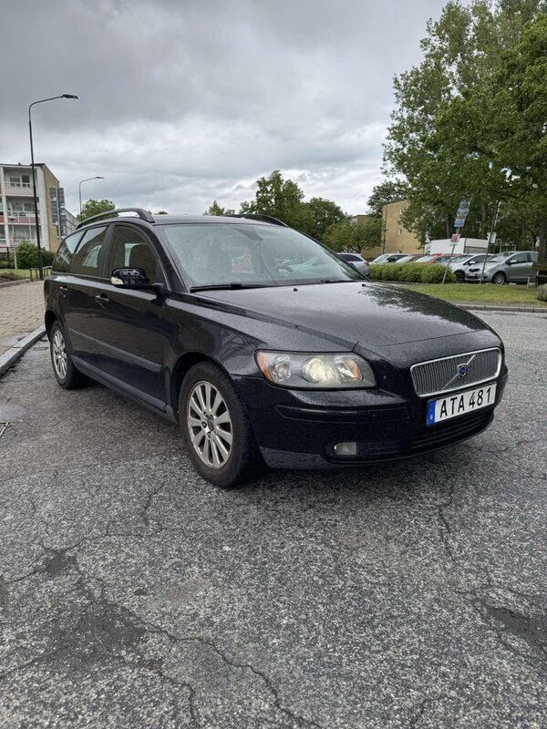 Begagnad 2006 Volvo V50 Kombi | 23 000 kr - Bild 1/4