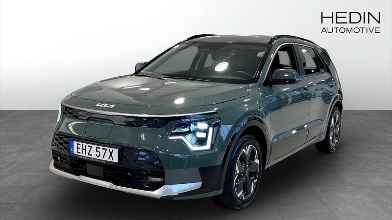 Grön (green) Begagnad 2022 Kia e-Niro SUV | 309 900 kr (Lite dyr) - Bild 1/4