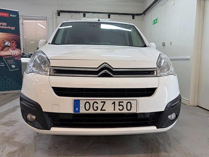Begagnad Citroën Berlingo 99 HK (72 kW) 2016 Vit Minibuss