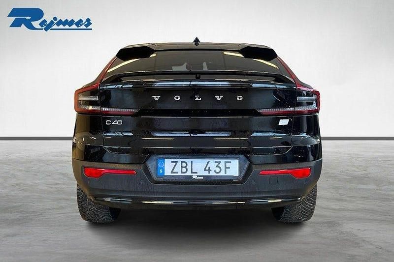 Begagnad Volvo EC40 Ultimate 325 kW (442 HK) 2023 Svart SUV