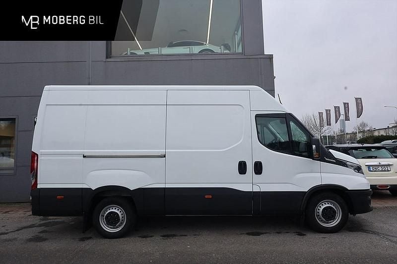 Begagnad Iveco Daily 136 HK (100 kW) 2024 Vit Van