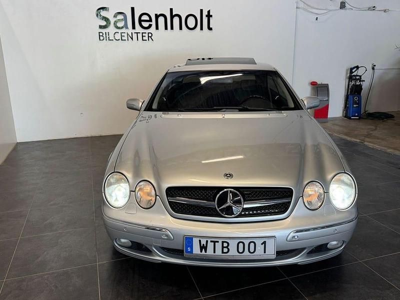 Begagnad Mercedes CL500 306 HK (225 kW) 2002 Silver Sportkupé