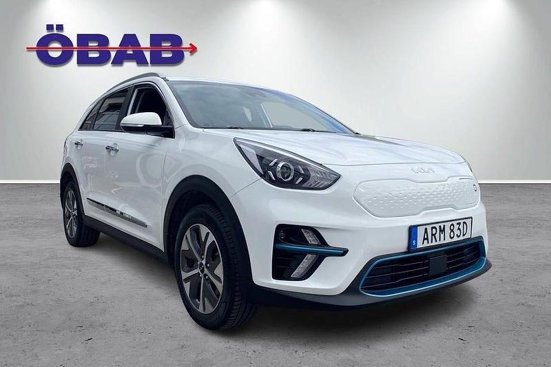 Begagnad Kia e-Niro Advance 150 kW (204 HK) 2021 Vit SUV