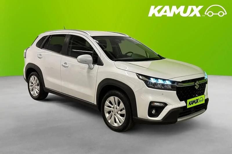 Vit Begagnad 2023 Suzuki SX4 S-Cross SUV | 269 500 kr (Marknadspris) - Bild 1/3
