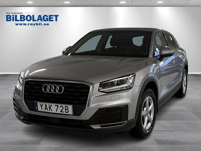 Silver Begagnad 2019 Audi Q2 SUV | 174 900 kr (Marknadspris) - Bild 1/4