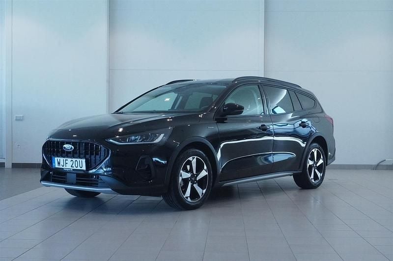 Okänd Begagnad 2023 Ford Focus Active Kombi | 279 900 kr - Bild 1/4