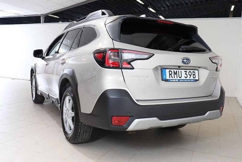Begagnad Subaru Outback 169 HK (124 kW) 2024 Brun Kombi