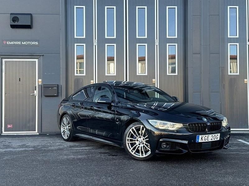 Svart Begagnad 2020 BMW 440 M Sport Sportkupé | 409 900 kr (Marknadspris) - Bild 1/4
