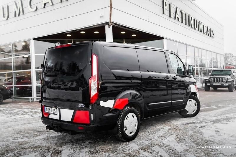 Begagnad Ford Transit Custom 131 HK (96 kW) 2019 Svart