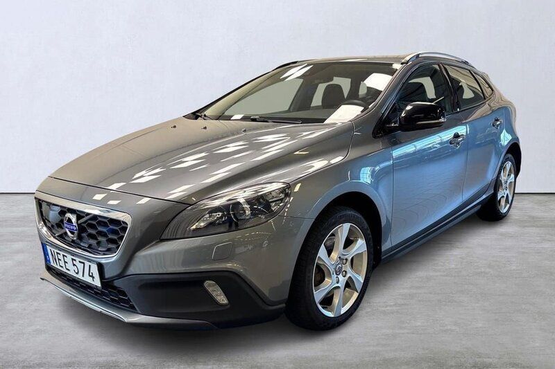 Grå Begagnad 2016 Volvo V40 CC Business Edition Kombi | 159 000 kr (Marknadspris) - Bild 1/4