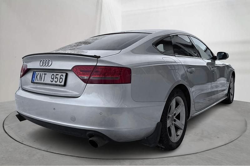 Begagnad Audi A5 Sportback 211 HK (155 kW) 2010 Silver Halvkombi