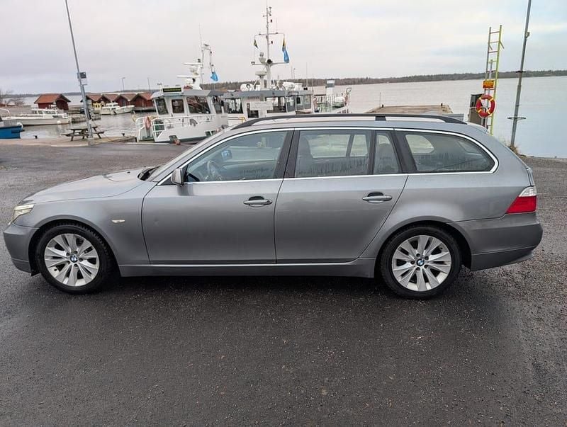 Begagnad 2007 BMW 530 Kombi | 55 000 kr (Superpris) - Bild 1/4