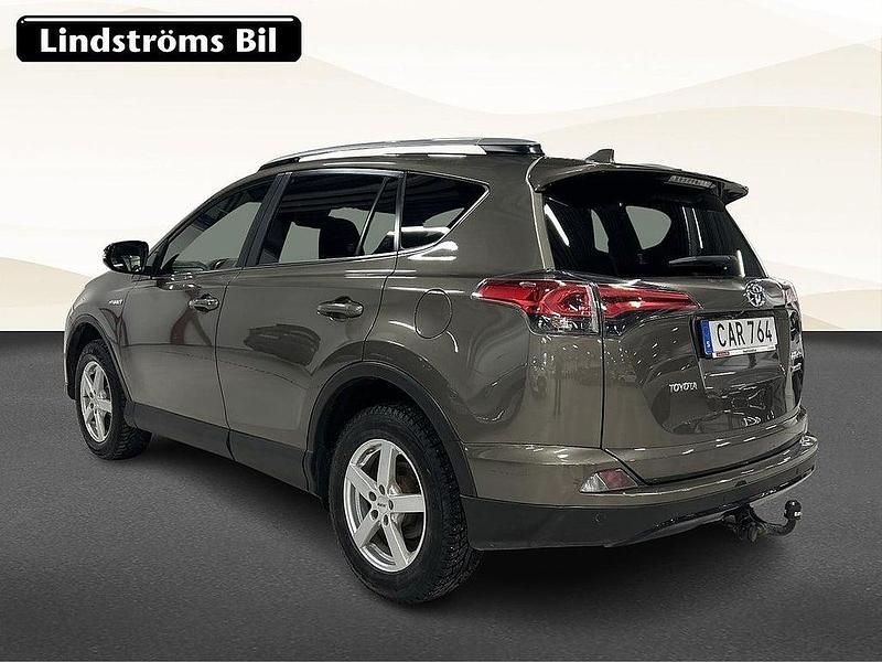 Begagnad Toyota RAV4 Hybrid Edition 200 HK (147 kW) 2018 Brun SUV