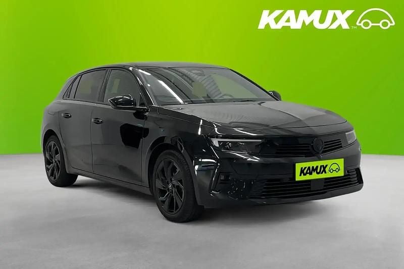 Svart Begagnad 2023 Opel Astra Halvkombi | 226 700 kr (Dyr) - Bild 1/3