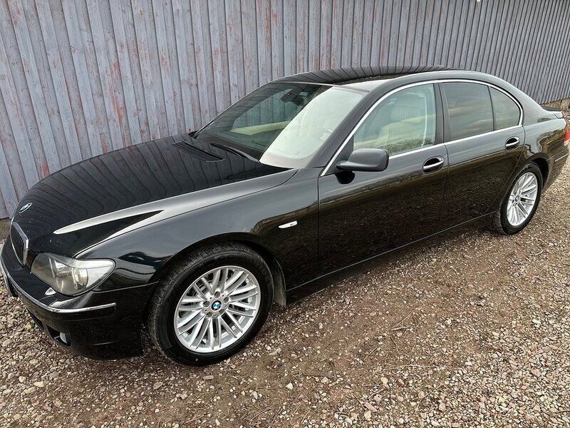 Begagnad BMW 730 232 HK (170 kW) 2008 Svart Sedan