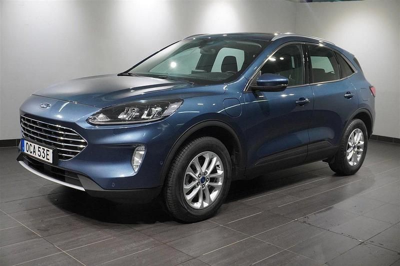 Blå Begagnad 2022 Ford Kuga Titanium SUV | 249 800 kr (Marknadspris) - Bild 1/4