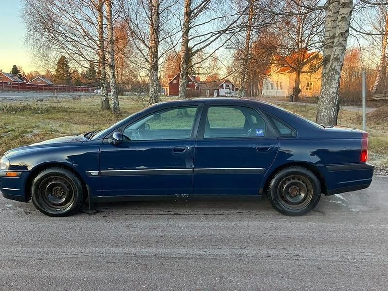 Begagnad 2001 Volvo S80 Sedan | 14 000 kr (Marknadspris) - Bild 1/4