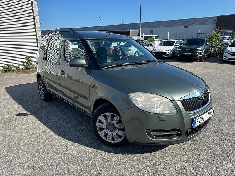 Grön Begagnad 2007 Skoda Roomster Kombi | 24 990 kr (Marknadspris) - Bild 1/4