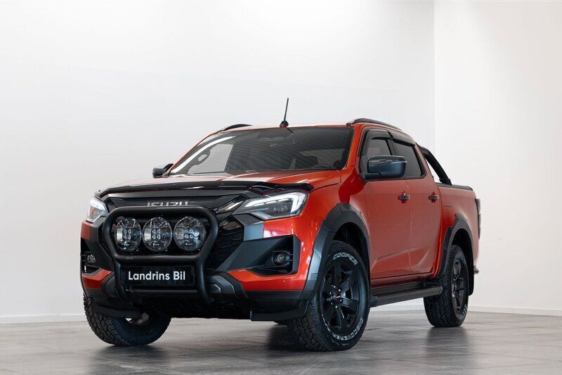 Orange Ny 2025 Isuzu D-Max Pickup | 732 656 kr (Dyr) - Bild 1/4