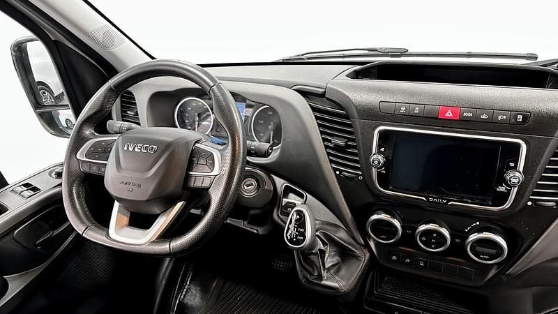 Begagnad Iveco Daily 2022 Vit Van