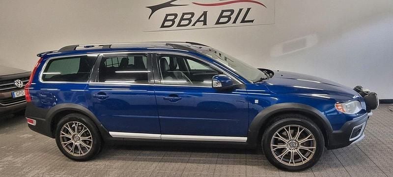 Blå Begagnad 2009 Volvo XC70 Ocean Race SUV | 89 000 kr (Marknadspris) - Bild 1/4