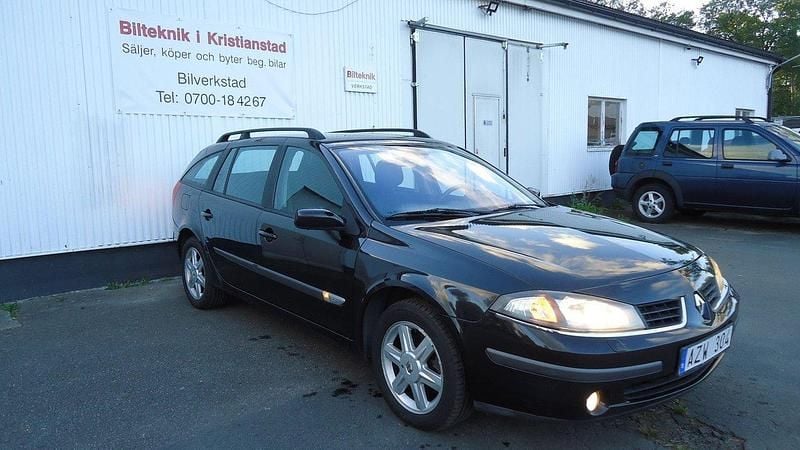 Svart Begagnad 2006 Renault Laguna II Expression Kombi | 28 500 kr - Bild 1/4
