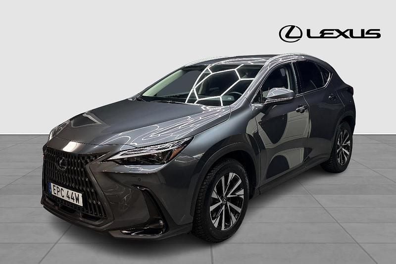 Begagnad Lexus NX450h+ Business Edition 313 HK (230 kW) 2024 Grå SUV
