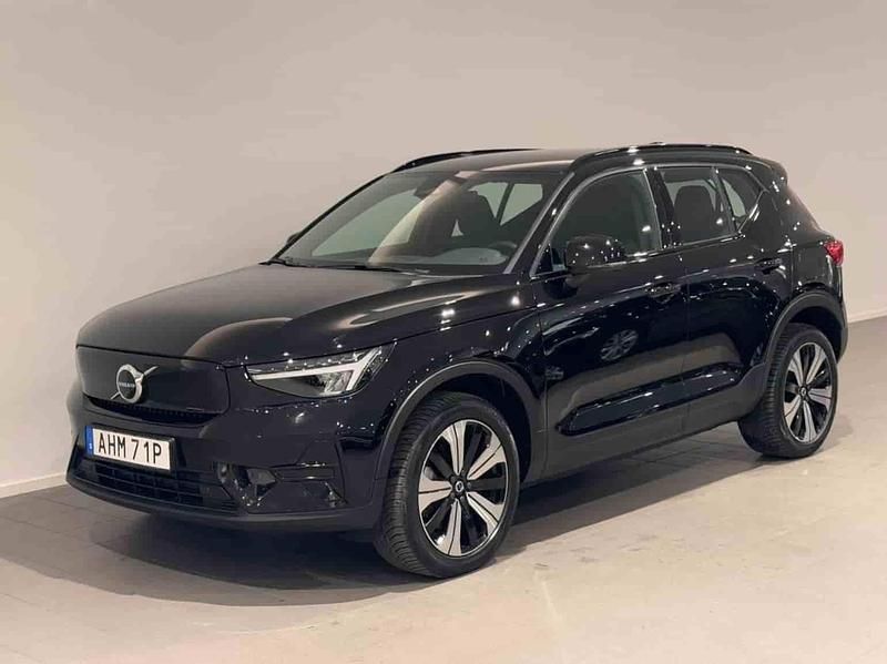 Svart Begagnad 2023 Volvo XC40 Single Motor SUV | 329 500 kr - Bild 1/1