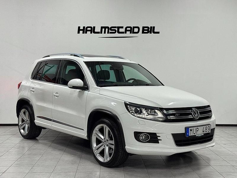 Vit Begagnad 2012 VW Tiguan R-line SUV | 109 500 kr (Marknadspris) - Bild 1/4