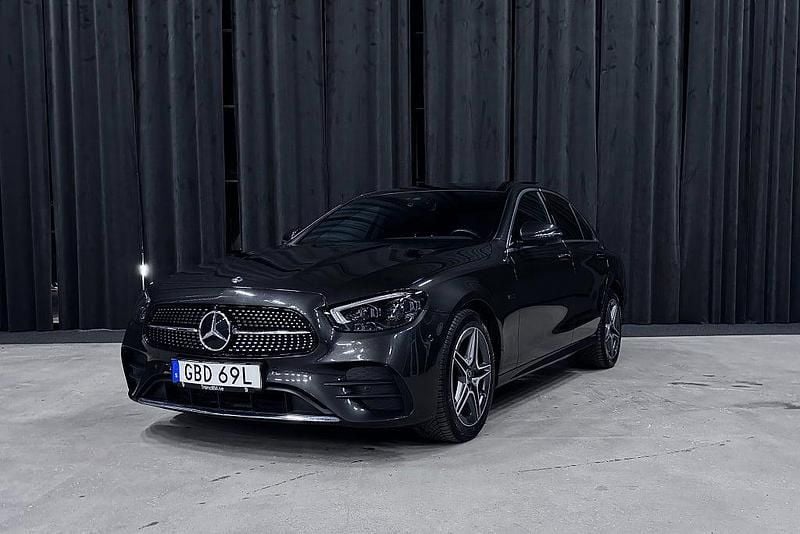 Begagnad Mercedes E300 AMG 194 HK (142 kW) 2021 Grå Sedan