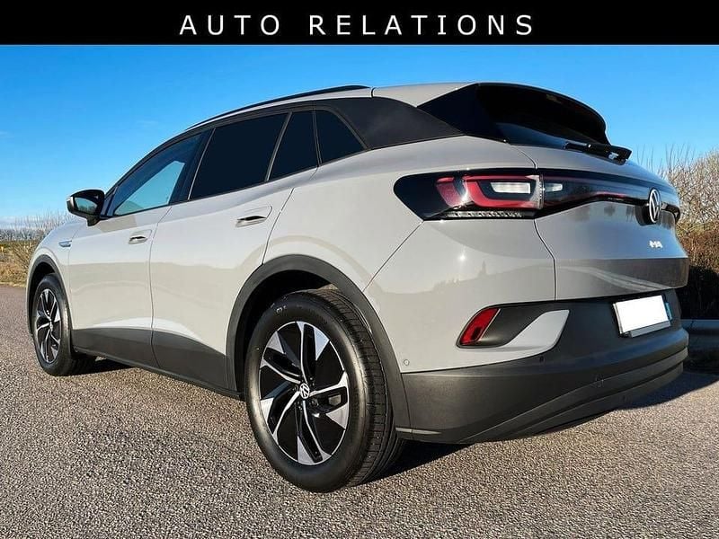 Begagnad VW ID.4 Pro Performance 150 kW (204 HK) 2021 Grå solid moonstone grey SUV