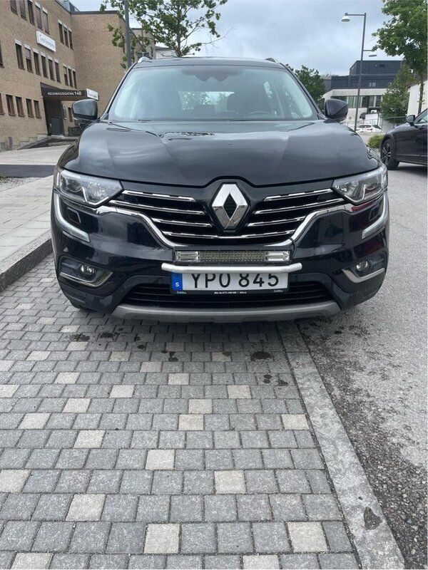 Svart Begagnad 2017 Renault Koleos SUV | 181 000 kr (Marknadspris) - Bild 1/4