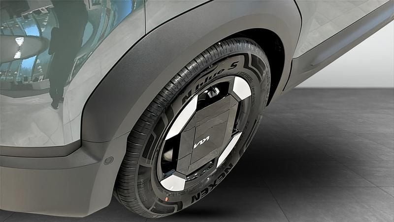 Ny Kia PV5 2026 Grön Minibuss