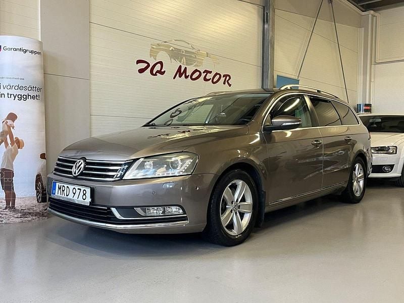 Ljusbrun Begagnad 2011 VW Passat Kombi | 49 900 kr (Marknadspris) - Bild 1/4