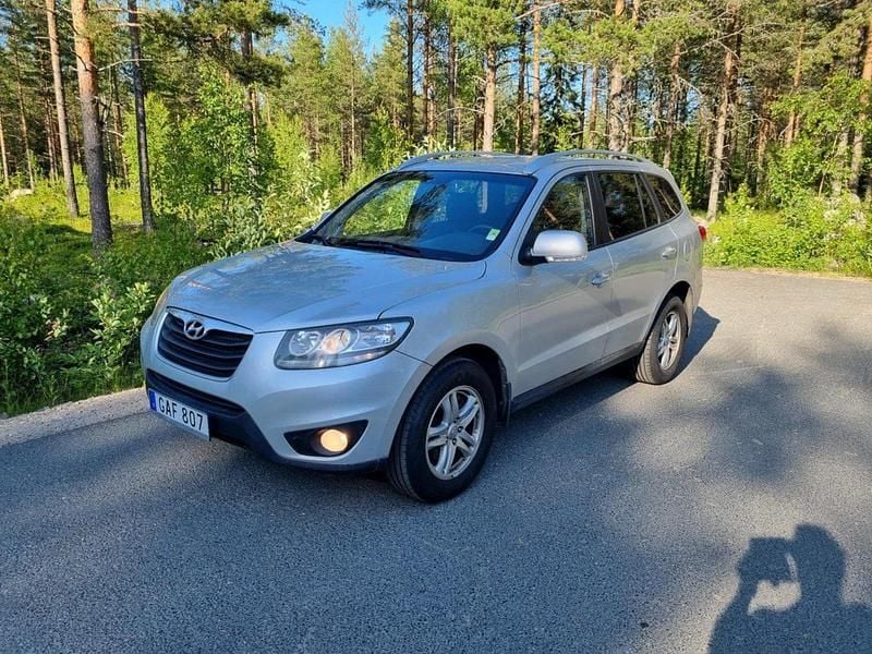 Silver Begagnad 2010 Hyundai Santa Fe SUV | 65 000 kr (Marknadspris) - Bild 1/4