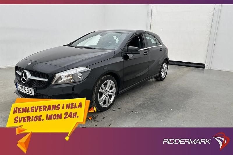 Svart Begagnad 2016 Mercedes A180 Halvkombi | 158 900 kr (Marknadspris) - Bild 1/3